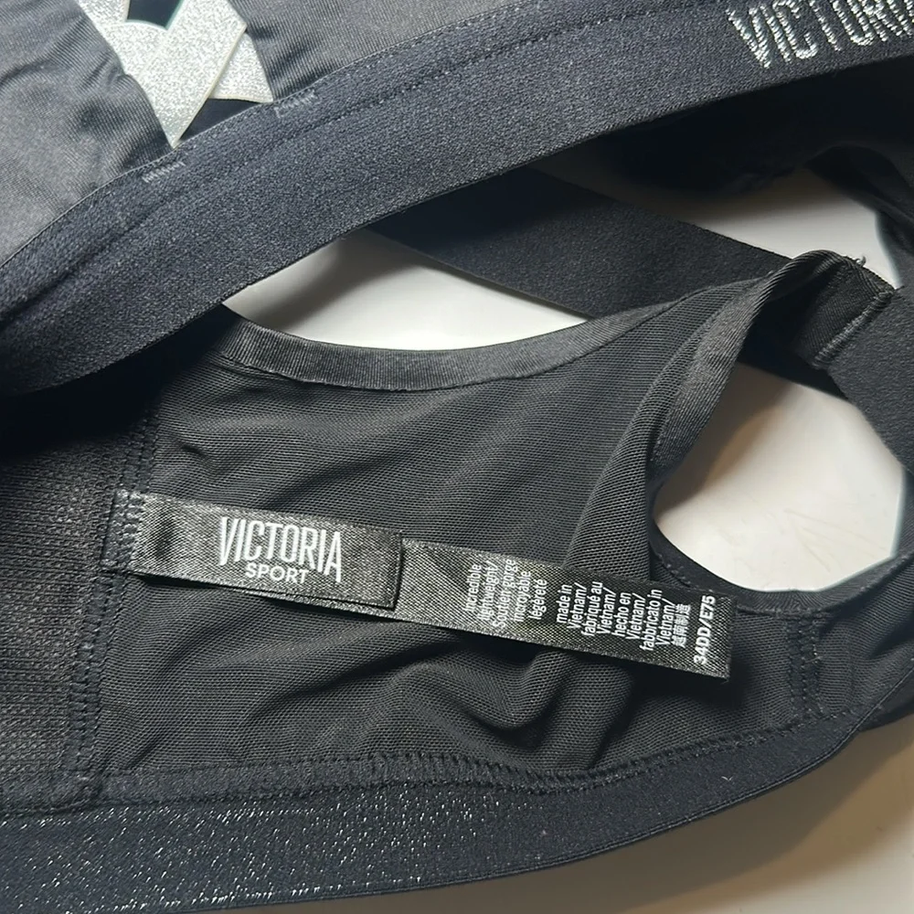 Victoria Sport sports bra size‎ 34DD color black
